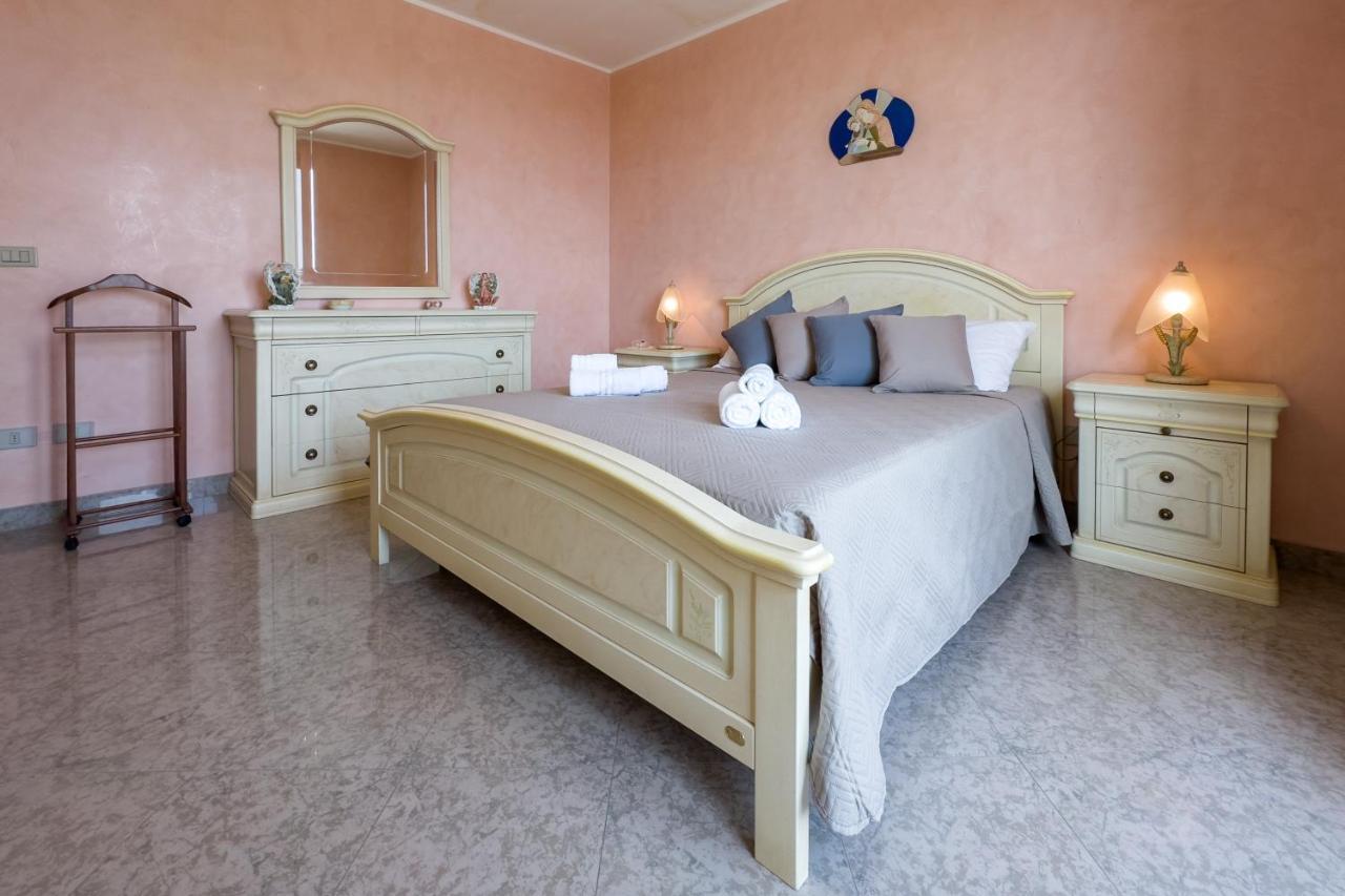 Casa Vacanza Germano Pachino Exteriör bild